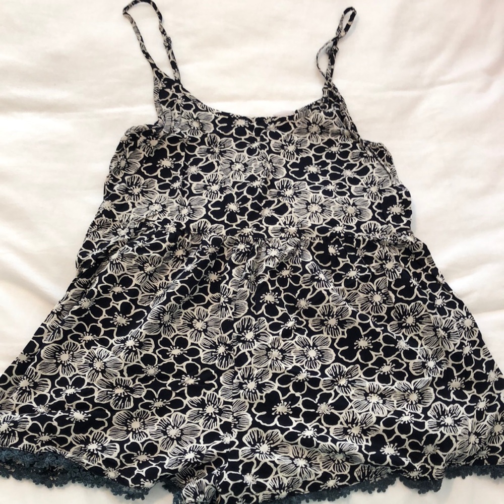 Floral romper size Small